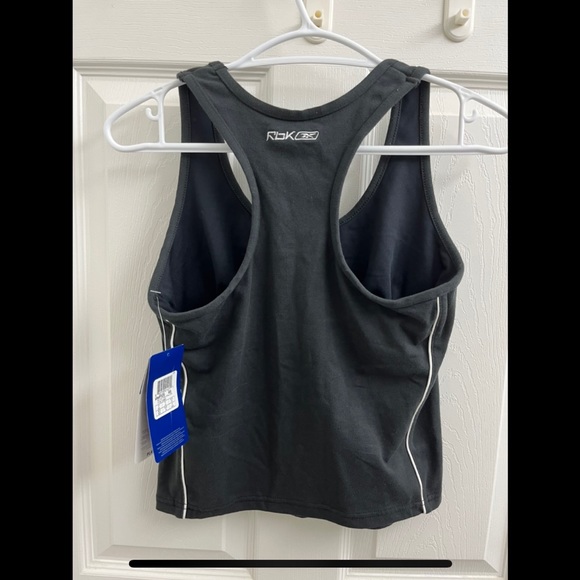 BNWT Reebok black racerback tank top - Picture 2 of 4